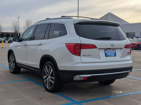 Certified 2018 Honda Pilot Touring image 9