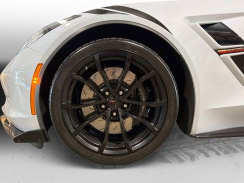 Used 2019 Chevrolet Corvette Grand Sport RWD image 45
