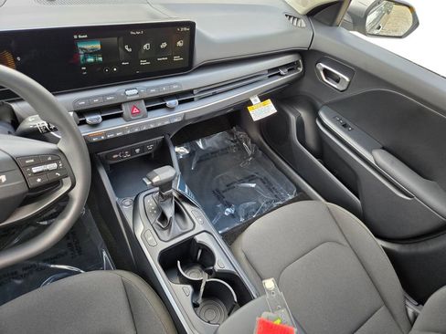New 2026 Kia K4 FWD image 21