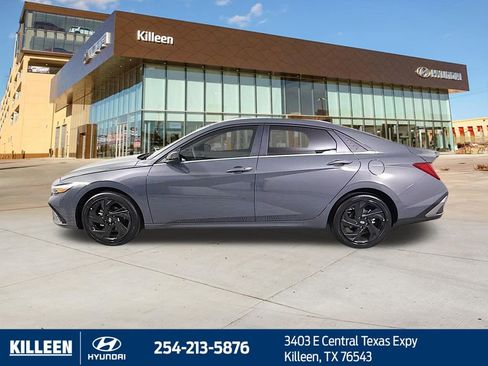 New 2026 Hyundai Elantra SEL Sport Premium FWD image 4