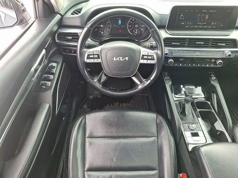 Certified 2022 Kia Telluride S image 10