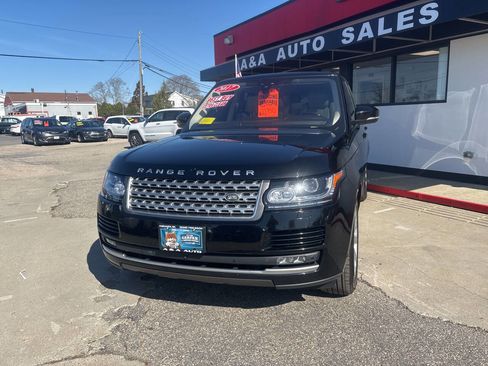 Used 2017 Land Rover Range Rover HSE image 15