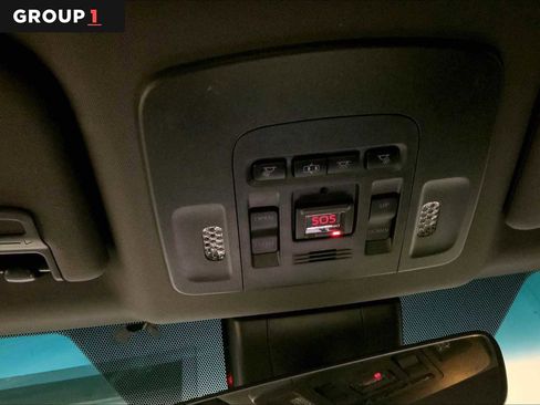 Used 2020 Toyota Avalon XSE w/ Carpet Mat Package image 36