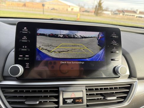Used 2022 Honda Accord Sport image 19