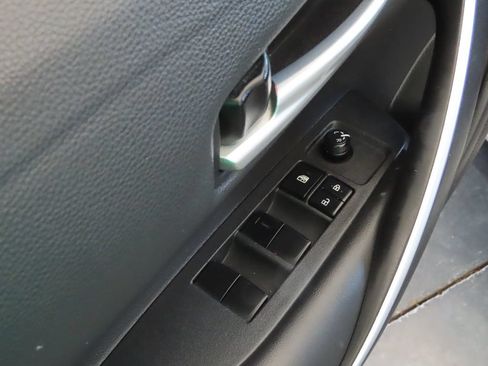 Used 2024 Toyota Corolla SE FWD image 20