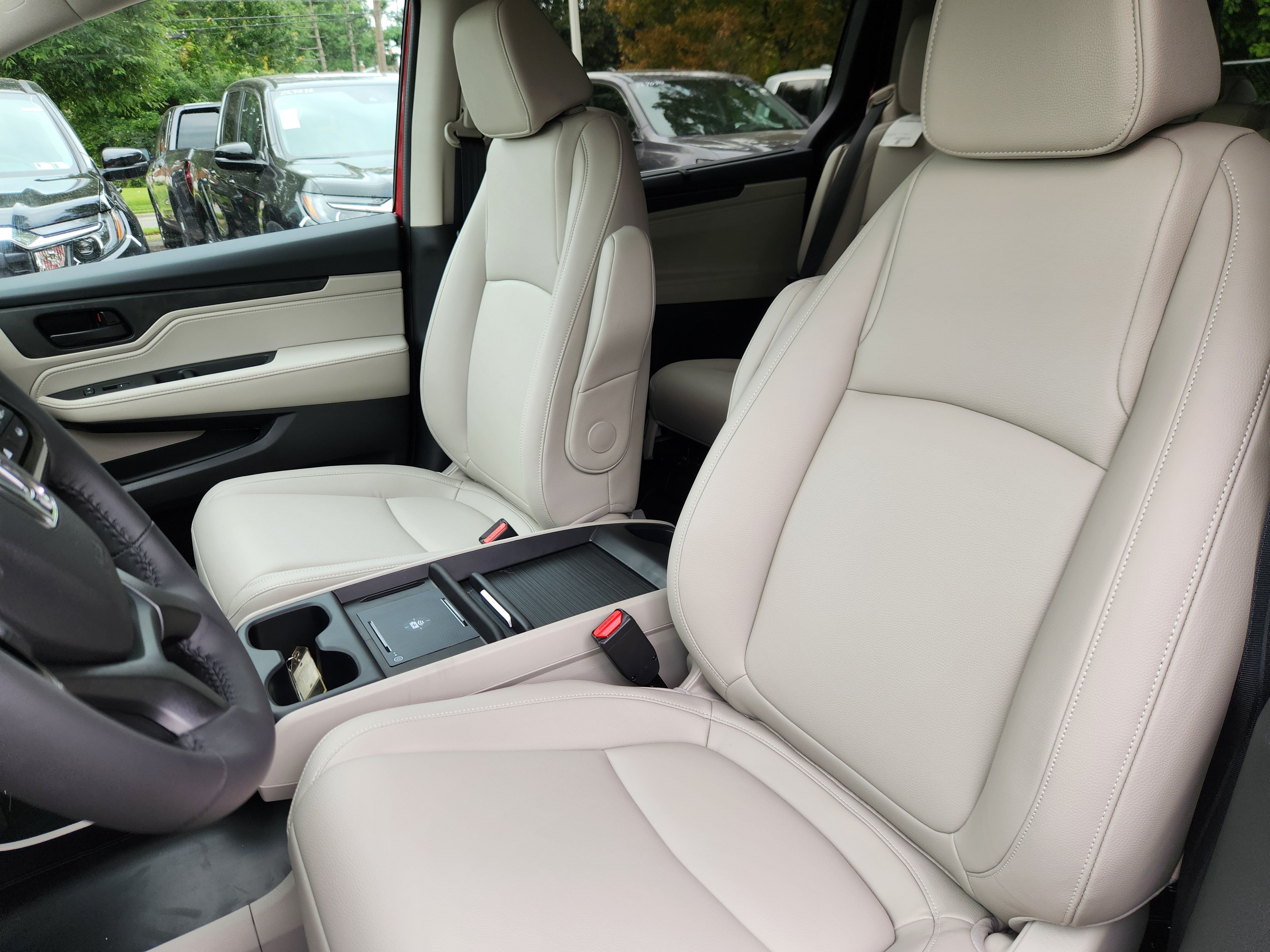 New 2027 Honda Odyssey EX-L image 8