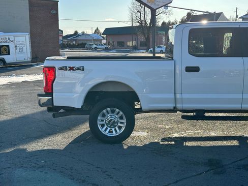 Used 2018 Ford F250 XLT w/ XLT Value Package image 17