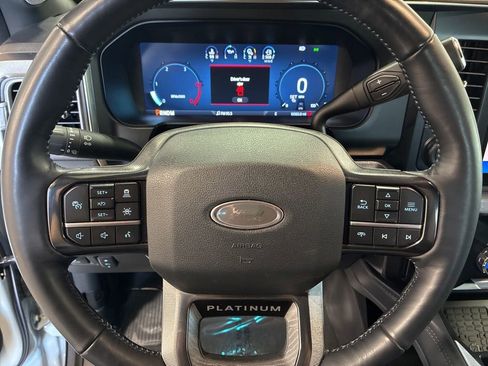 Used 2025 Ford F450 Platinum AWD/4WD image 20
