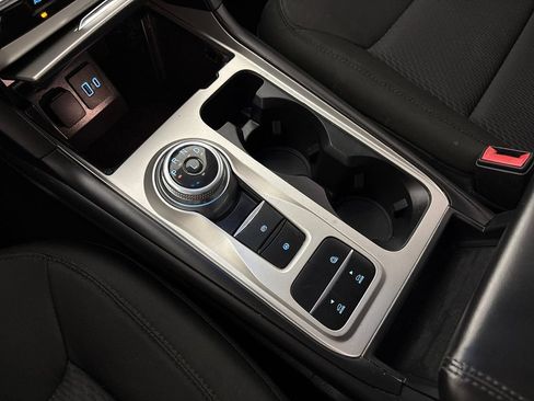 Certified 2022 Ford Explorer XLT RWD image 29