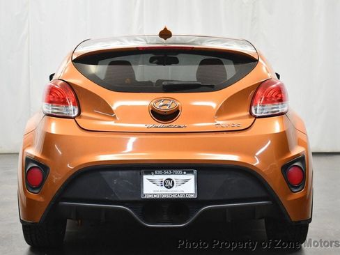Used 2016 Hyundai Veloster Turbo image 10