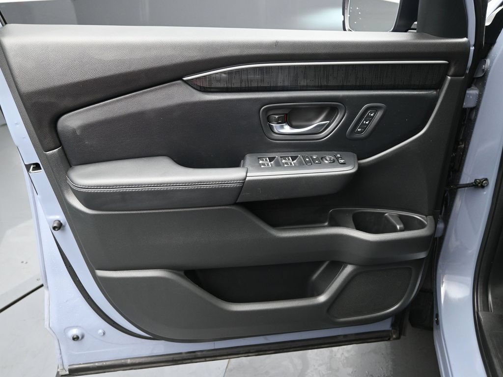 Used 2023 Honda Pilot Elite image 23