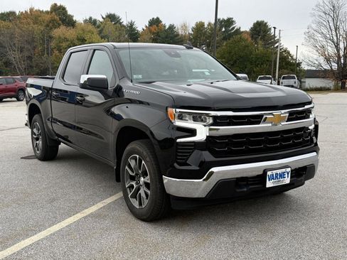 Used 2022 Chevrolet Silverado 1500 LT image 3