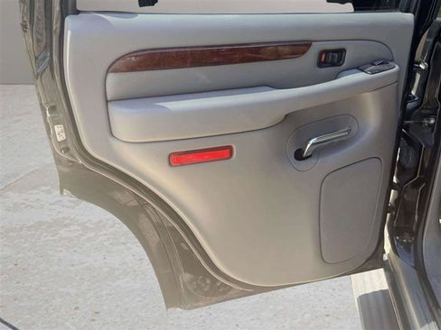 Used 2006 Cadillac Escalade AWD image 29