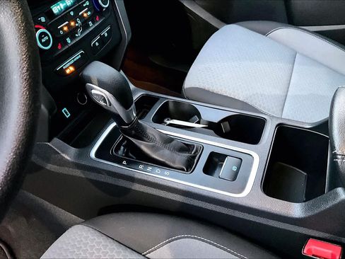 Used 2019 Ford Escape SE AWD/4WD image 15