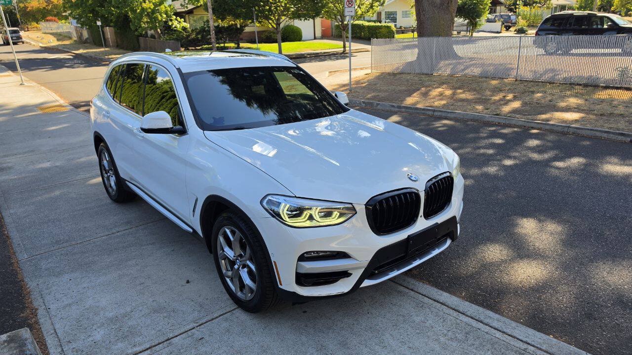 Used 2021 BMW X3 xDrive30i w/ Premium Package AWD/4WD image 3