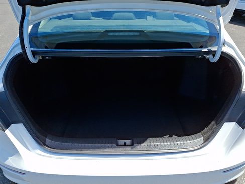 Used 2024 Honda Accord EX image 28