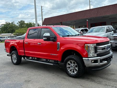 Used 2019 Ford F250 XLT w/ XLT Premium Package AWD/4WD image 7