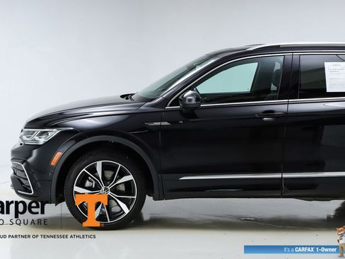 Used 2024 Volkswagen Tiguan SEL R-Line image 42