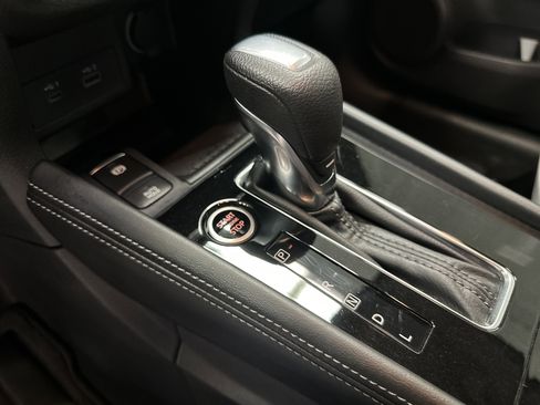 Used 2024 Nissan Kicks SR w/ SR Premium Package image 26