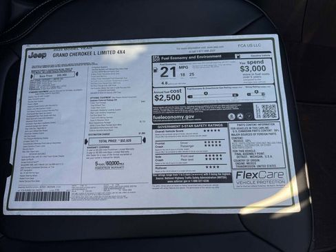 New 2025 Jeep Grand Cherokee L Limited w/ Black Appearance Package image 21