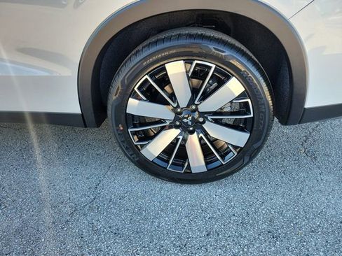 New 2026 Mitsubishi Outlander SE image 7