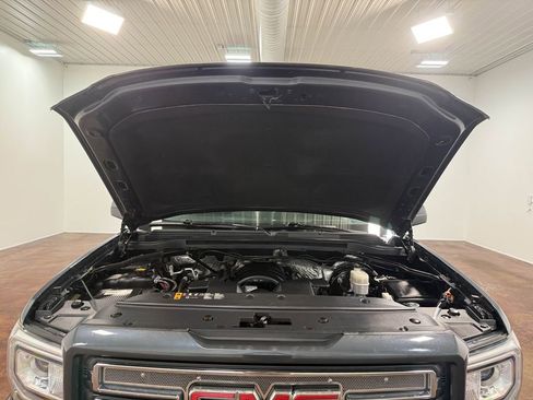 Used 2018 GMC Sierra 1500 SLE image 19