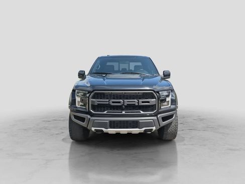 Used 2018 Ford F150 Raptor w/ Equipment Group 802A Luxury AWD/4WD image 3