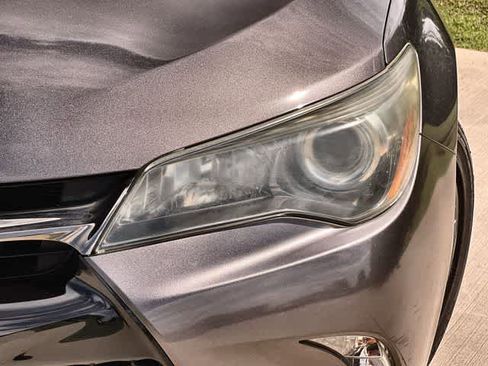Used 2016 Toyota Camry SE FWD image 24