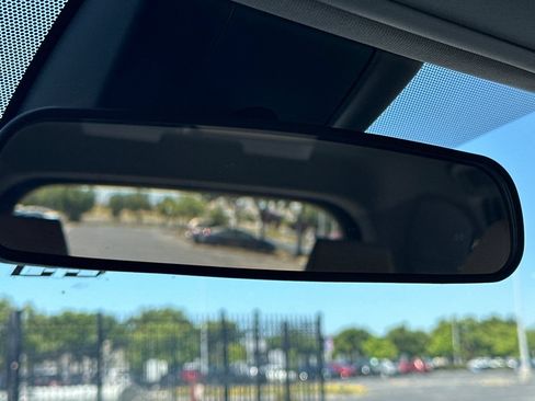 Certified 2022 Toyota RAV4 LE AWD/4WD image 25