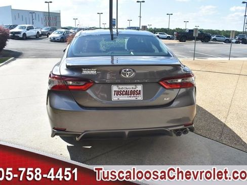 Used 2024 Toyota Camry SE FWD image 8
