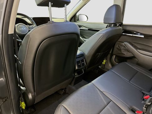 Used 2022 Kia Seltos EX image 29