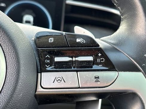 Used 2022 Hyundai Tucson Limited AWD/4WD image 19