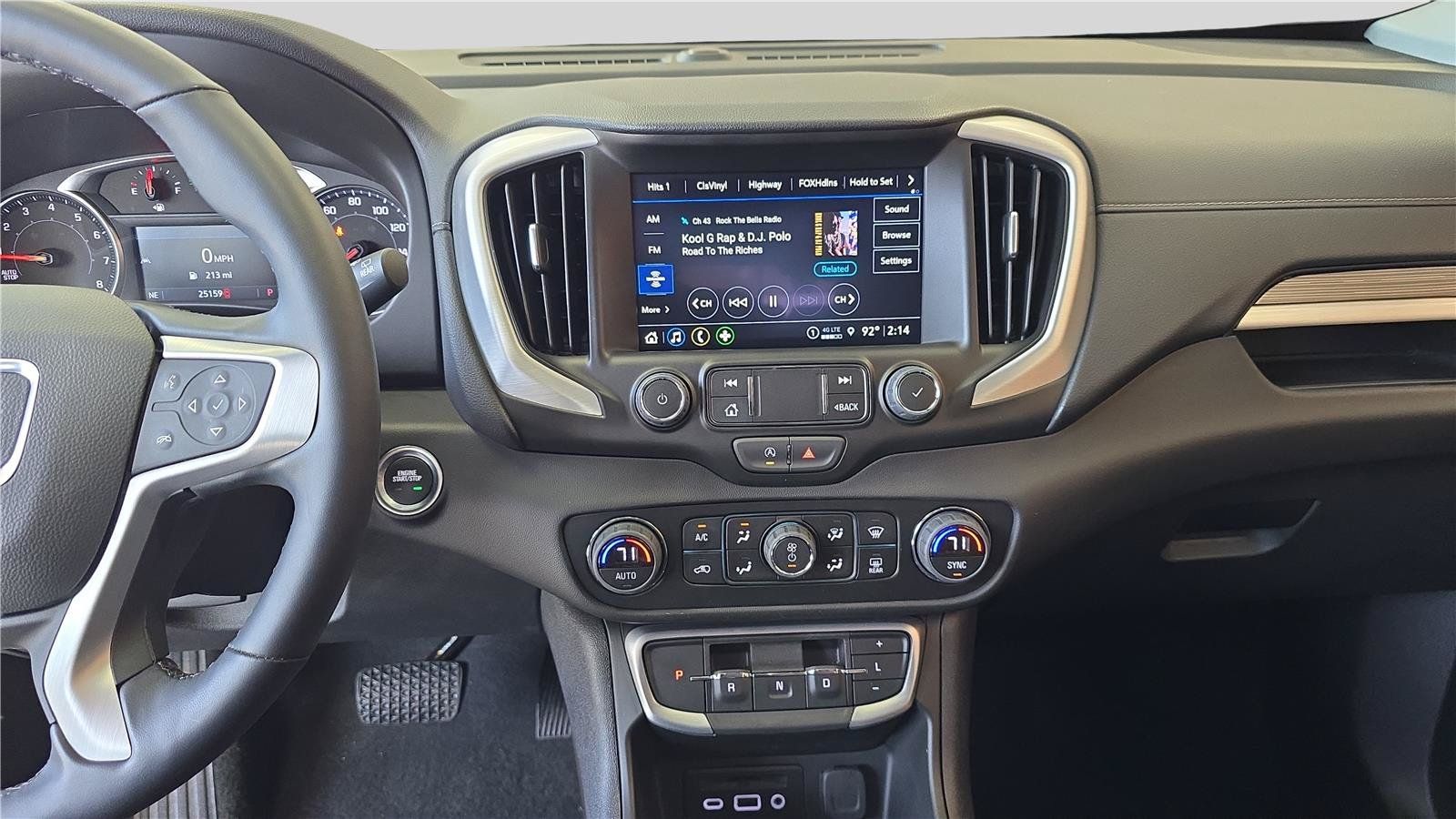 Used 2024 GMC Terrain SLT w/ Elevation Edition AWD/4WD image 21
