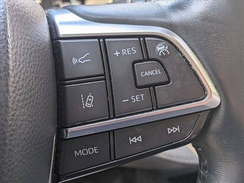 Used 2021 Toyota Highlander Platinum AWD/4WD image 12