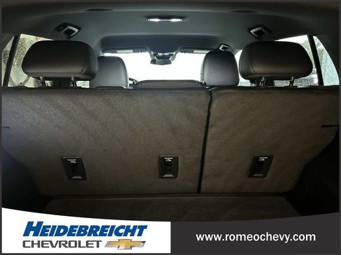 Used 2024 Chevrolet Equinox EV LT FWD image 30