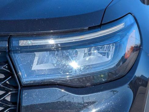 Certified 2025 Ford Explorer ST-Line AWD/4WD image 10