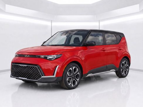 Used 2025 Kia Soul EX FWD image 1