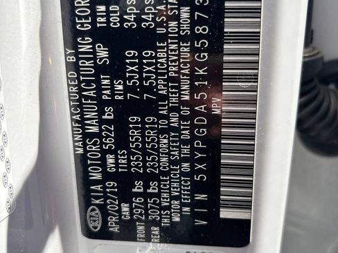 Used 2019 Kia Sorento AWD V6 image 14