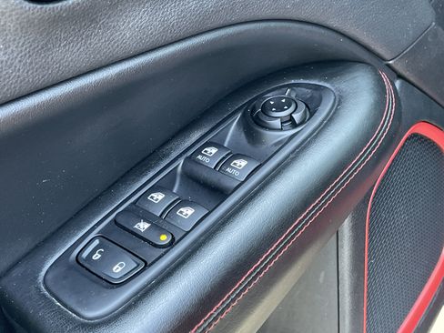 Used 2018 Jeep Compass Trailhawk w/ Popular Equipment Group AWD/4WD image 14