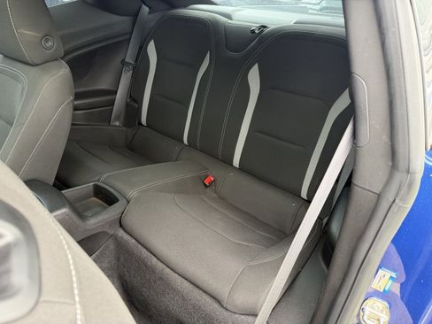 Used 2019 Chevrolet Camaro SS RWD image 17
