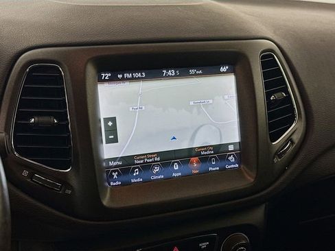 Used 2018 Jeep Compass Trailhawk w/ Navigation Group image 14