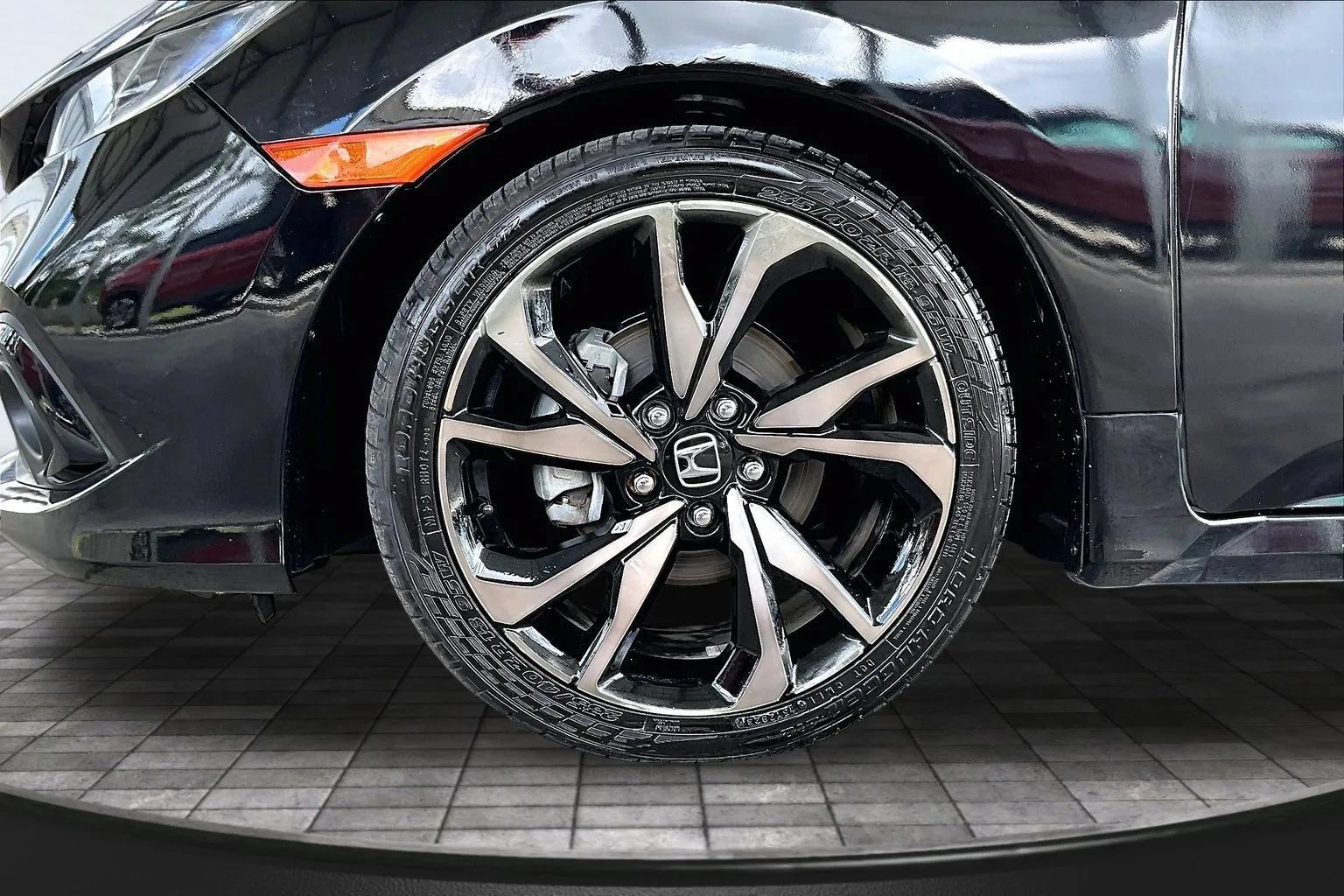 Used 2019 Honda Civic Sport image 30