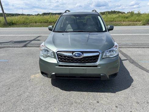 Used 2016 Subaru Forester 2.5i Premium w/ Popular Package #2 AWD/4WD image 3