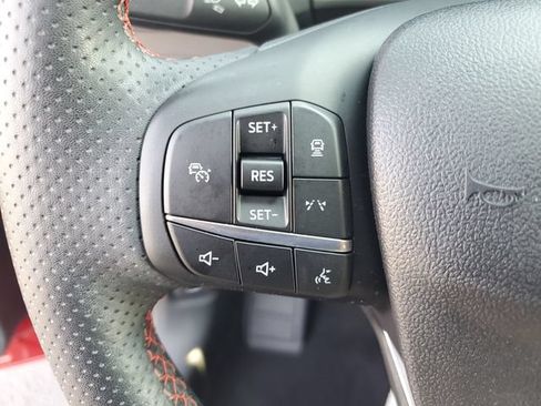 Used 2023 Ford Escape ST-Line w/ Tech Pack #1 AWD/4WD image 11