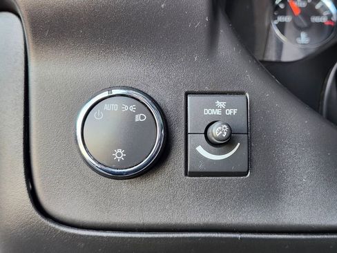 Used 2023 GMC Savana 2500 Work Van w/ Driver Convenience Package image 16