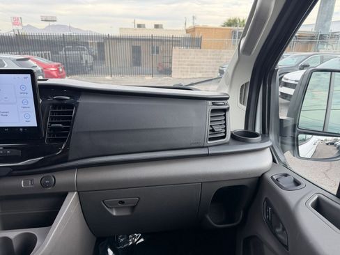 Used 2024 Ford Transit 350 XLT image 33