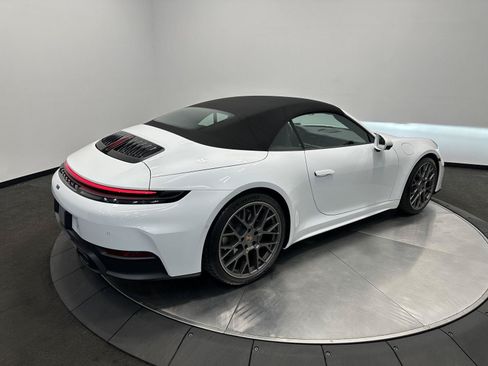 Used 2025 Porsche 911 Carrera RWD image 7