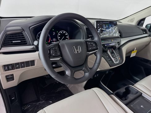 New 2026 Honda Odyssey EX-L image 8