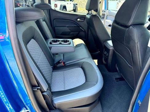 Used 2022 Chevrolet Colorado Z71 w/ Safety Package image 13