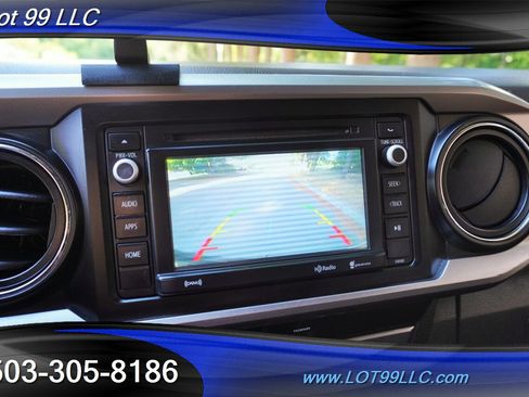 Used 2017 Toyota Tacoma SR5 w/ Tow Package AWD/4WD image 44